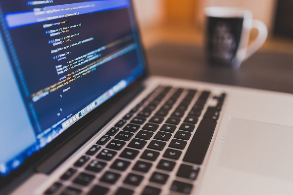 Résoudre les problèmes informatiques grâce à l'IA